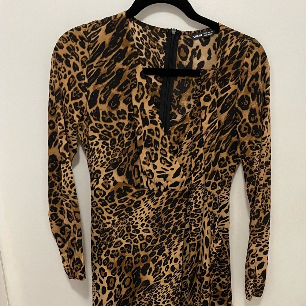 SHEIN Animal Print V-Neck Dress